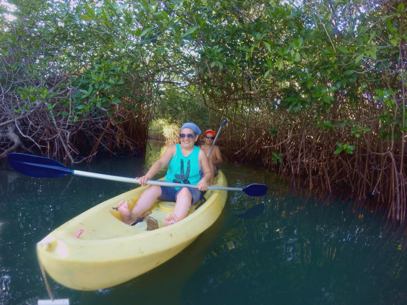 Kayak en Barra de Potosí