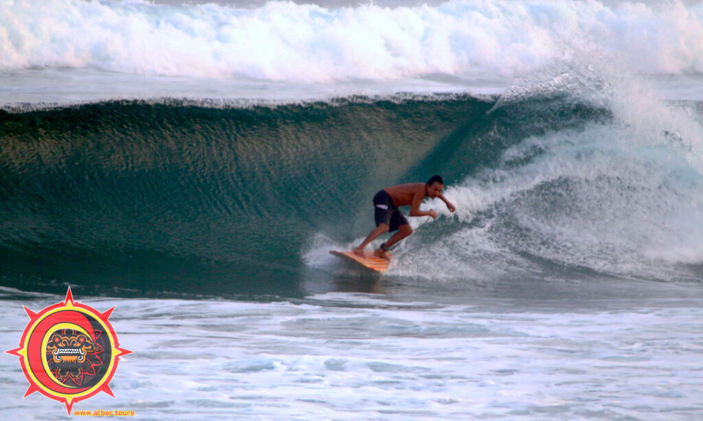 Guía de Surfing playa Chacahua