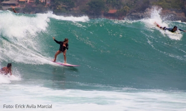 Surf Playa Las Gatas - Foto: Erick Avila Marcial