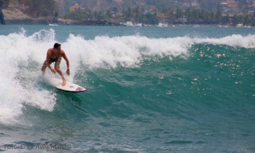 Surfer: Carlos Rios - Foto: Erick Avila Marcial