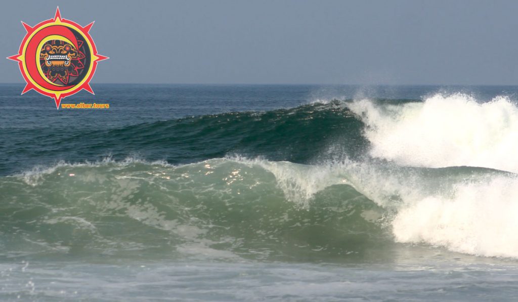 Right waves El Rancho Surf Mexico